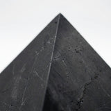 Shungit Pyramide Naturstein 3 cm