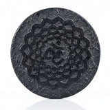 Schungit Rundstein 3 cm – Naturstein mit Gravur – Dekorationsstein